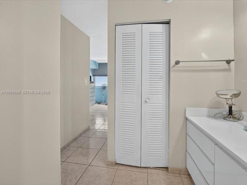 7135 Collins Ave , Unit 331, Miami Beach, FL 33141 Photo