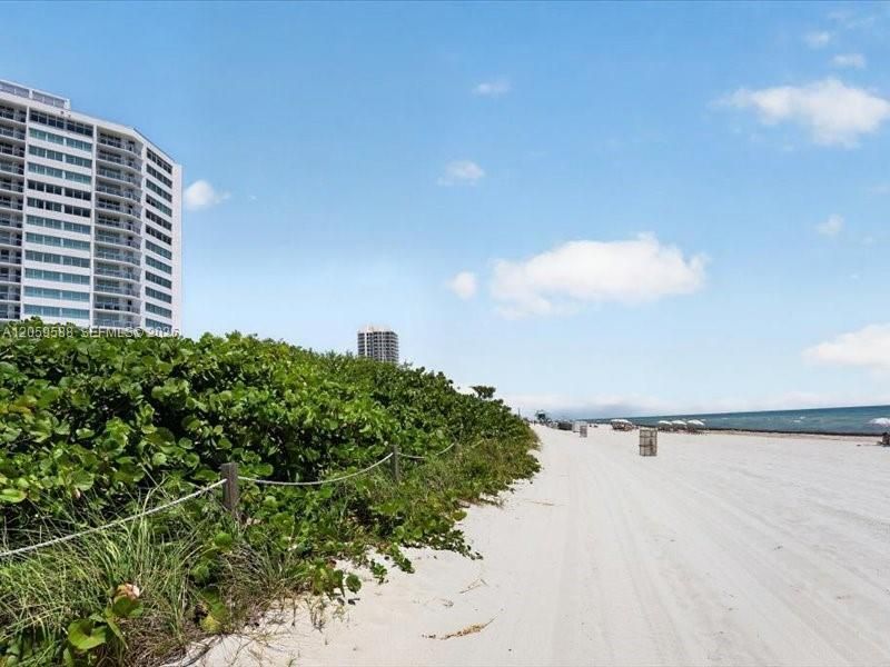 7135 Collins Ave , Unit 331, Miami Beach, FL 33141 Photo