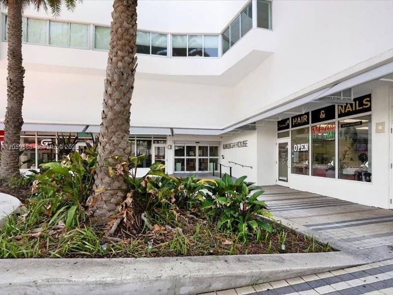 7135 Collins Ave , Unit 331, Miami Beach, FL 33141 Photo