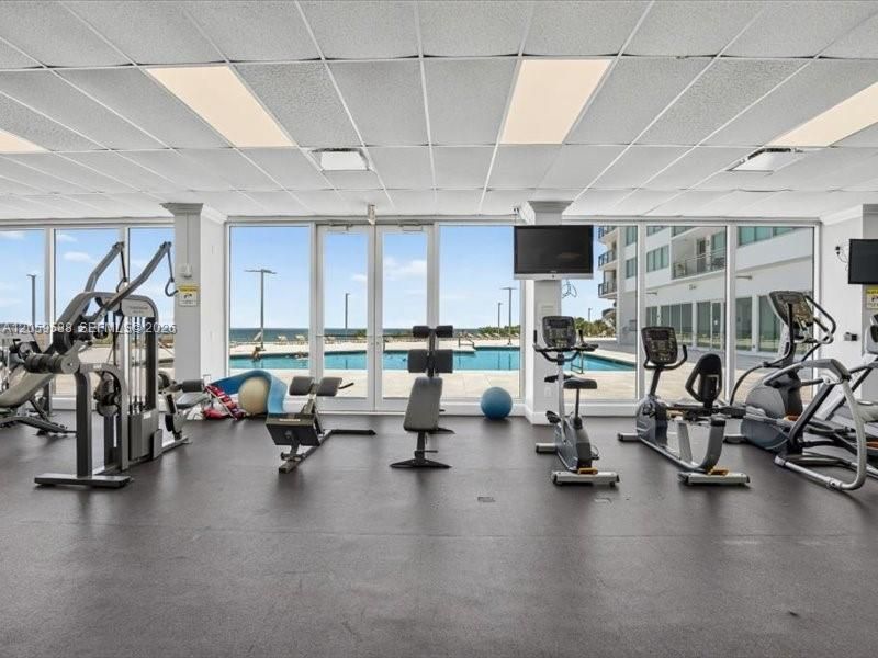 7135 Collins Ave , Unit 331, Miami Beach, FL 33141 Photo