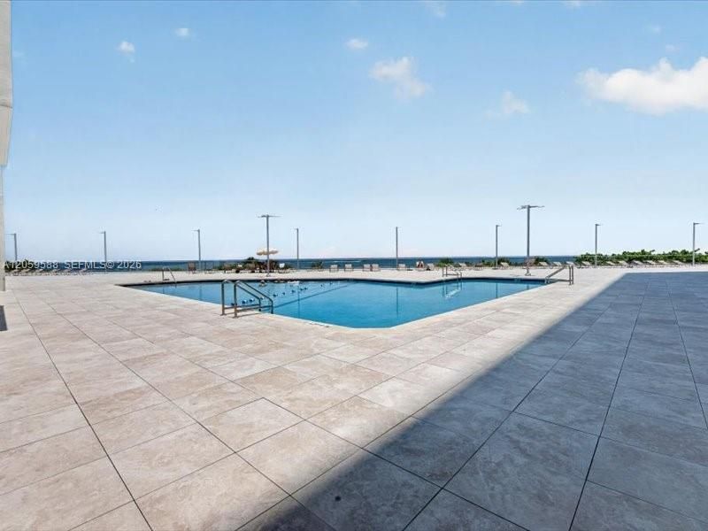 7135 Collins Ave , Unit 331, Miami Beach, FL 33141 Photo