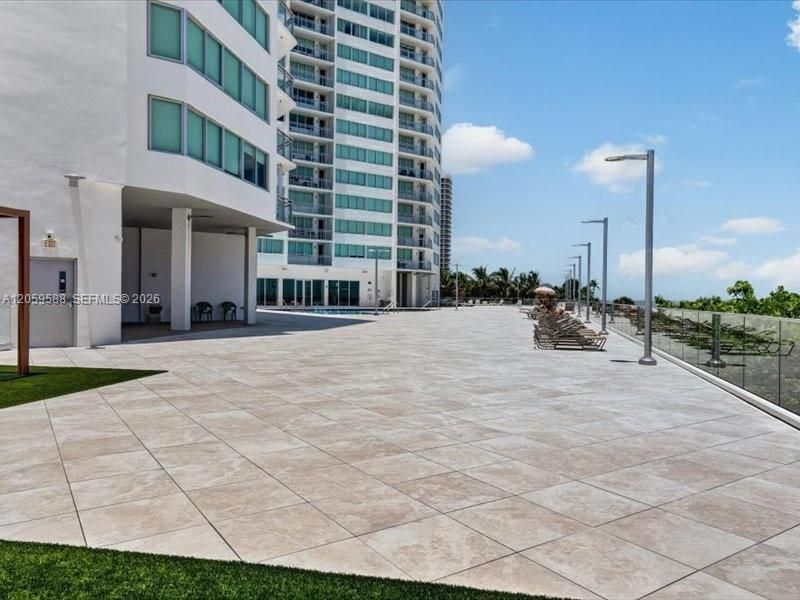 7135 Collins Ave , Unit 331, Miami Beach, FL 33141 Photo