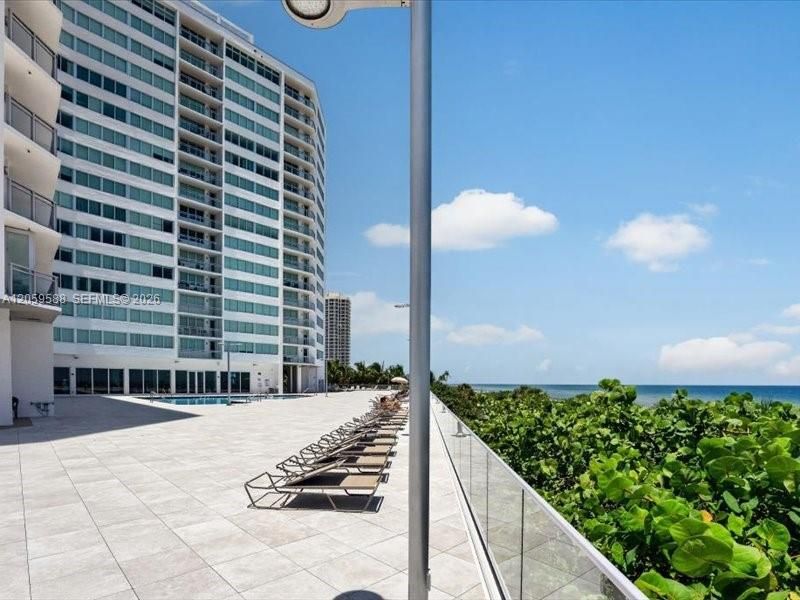 7135 Collins Ave , Unit 331, Miami Beach, FL 33141 Photo