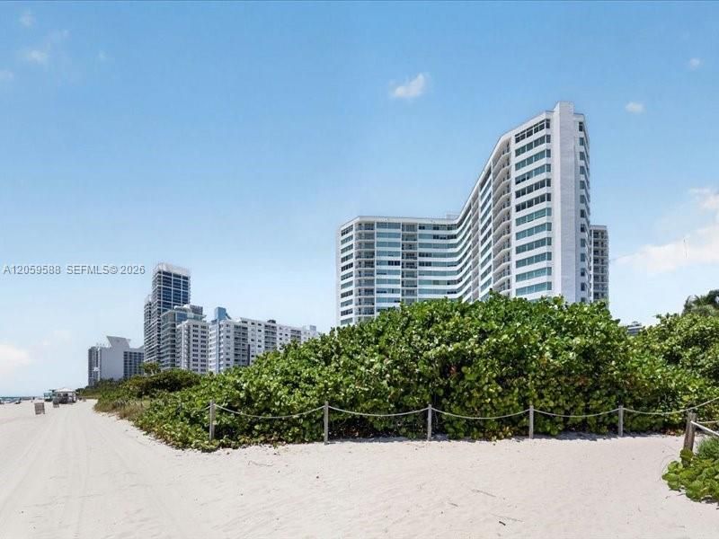 7135 Collins Ave , Unit 331, Miami Beach, FL 33141 Photo