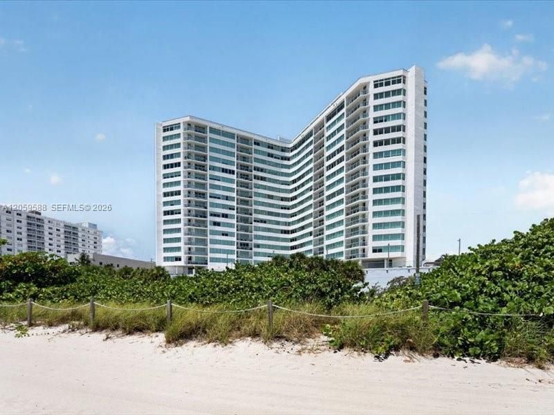 7135 Collins Ave , Unit 331, Miami Beach, FL 33141 Photo