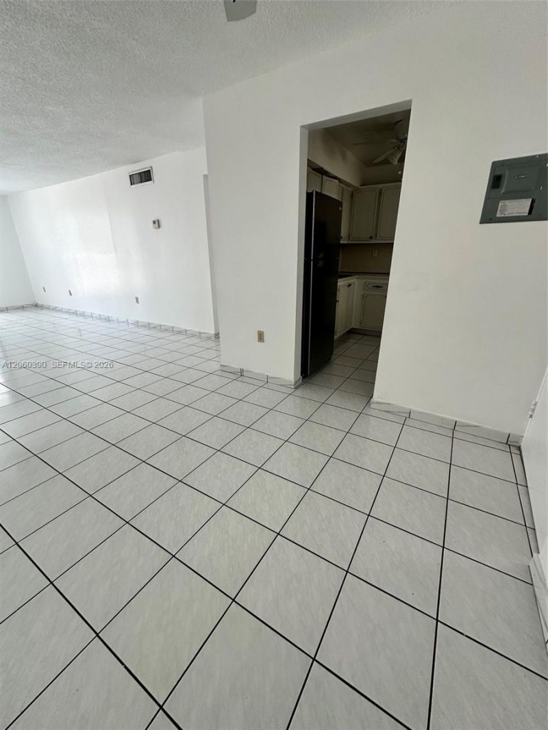 720 Collins Ave, Unit 309, Miami Beach, FL 33139 Photo