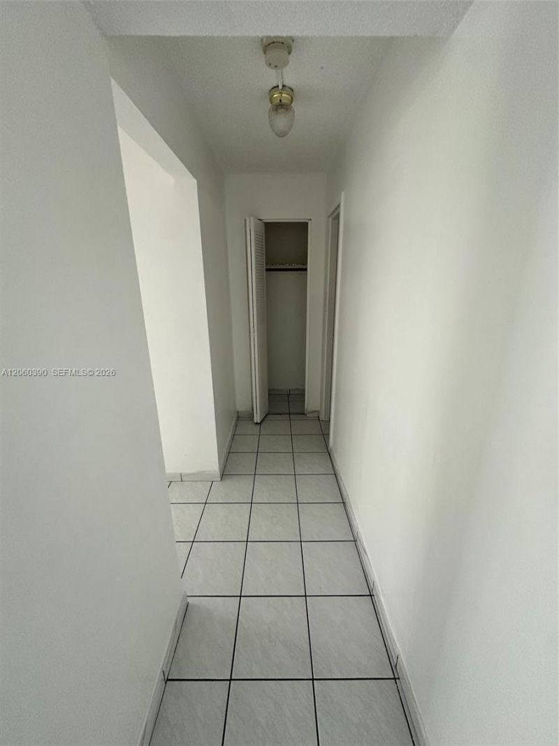 720 Collins Ave, Unit 309, Miami Beach, FL 33139 Photo