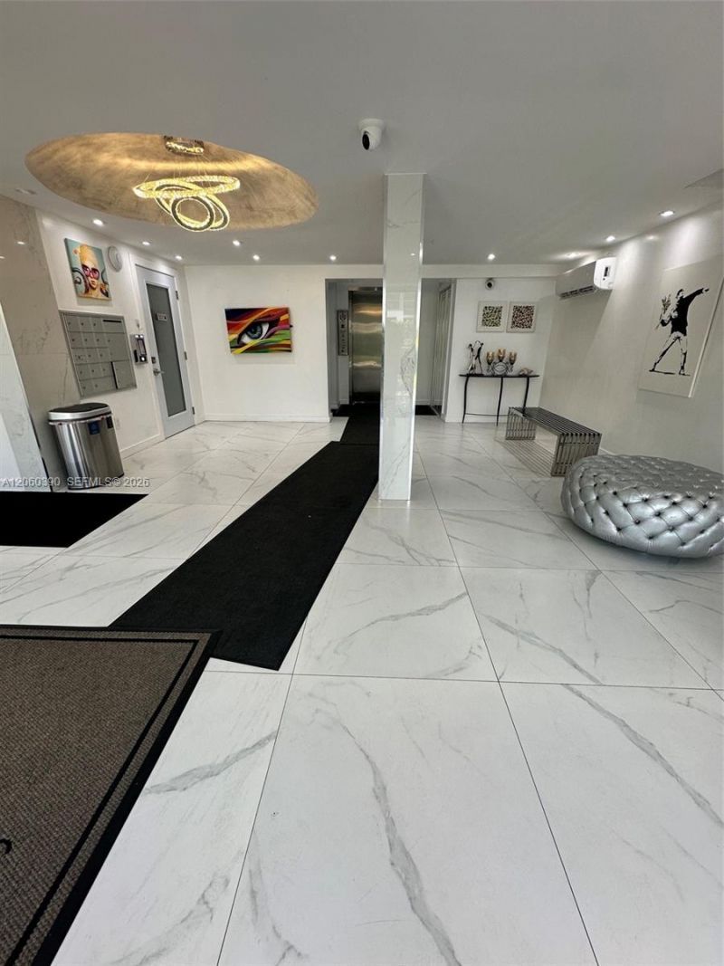 720 Collins Ave, Unit 309, Miami Beach, FL 33139 Photo