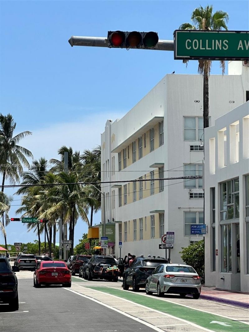 720 Collins Ave, Unit 309, Miami Beach, FL 33139 Photo