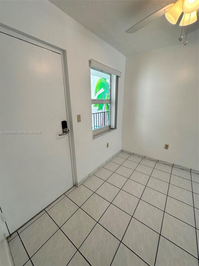 720 Collins Ave, Unit 309, Miami Beach, FL 33139 Photo