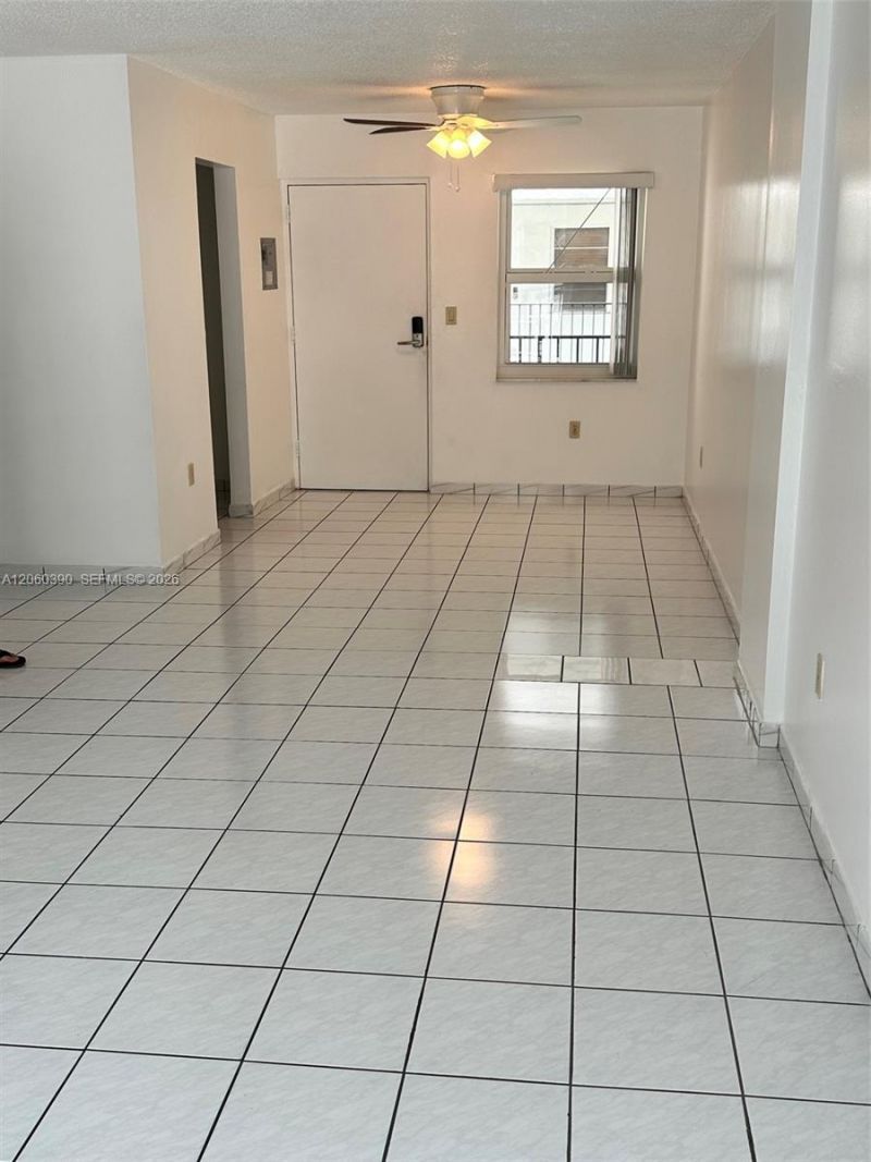 720 Collins Ave, Unit 309, Miami Beach, FL 33139 Photo