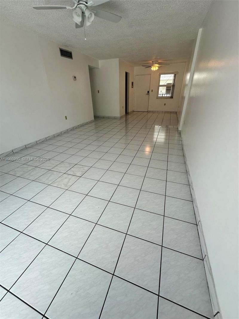 720 Collins Ave, Unit 309, Miami Beach, FL 33139 Photo