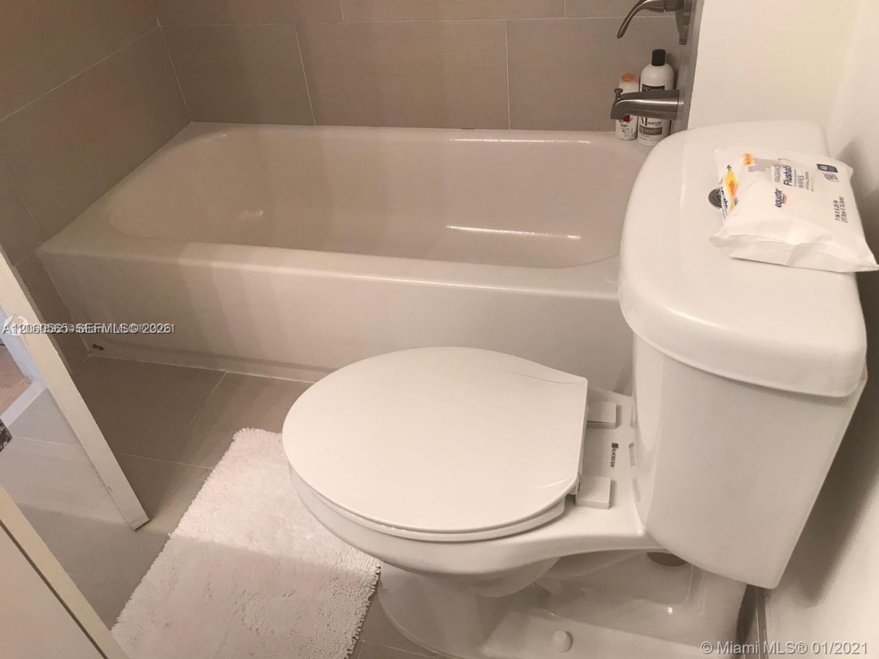 4140 NW 79th Ave, Unit 2D, Doral, FL 33166 Photo