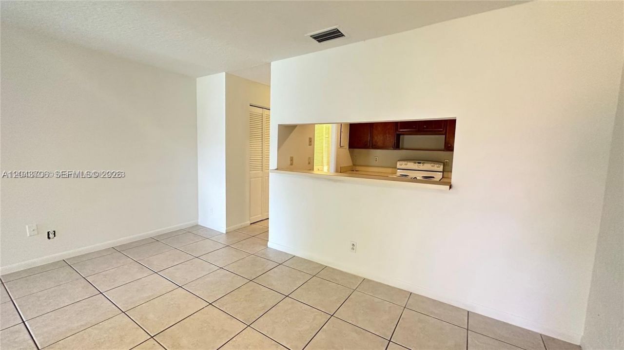 4091 Sierra Te , Unit 4091, Sunrise, FL 33351 Photo