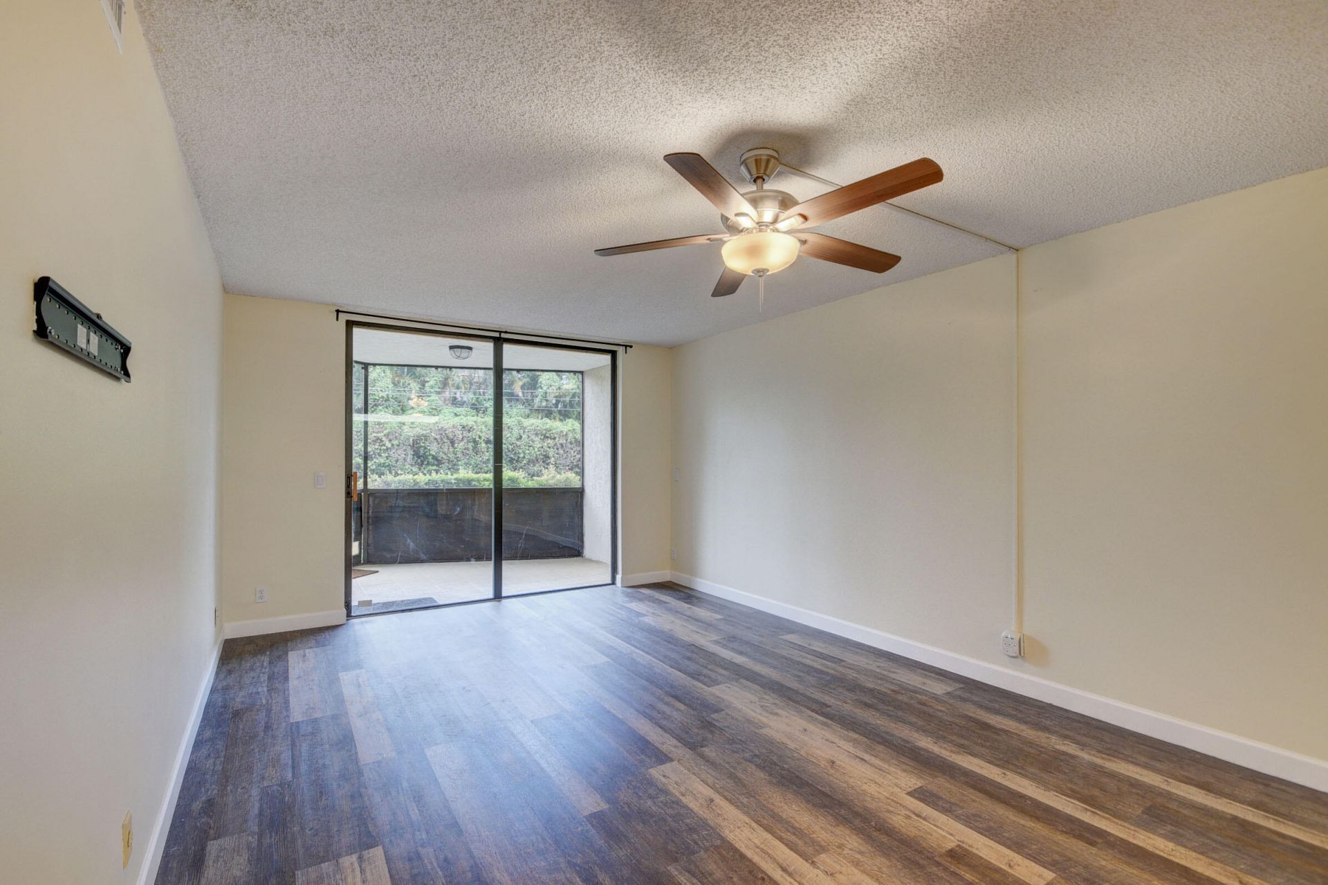 890 N Federal Highway, Unit 103, Lantana, FL 33462 Photo