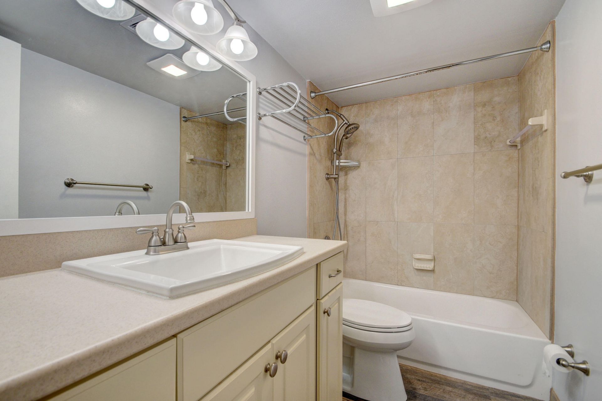 890 N Federal Highway, Unit 103, Lantana, FL 33462 Photo