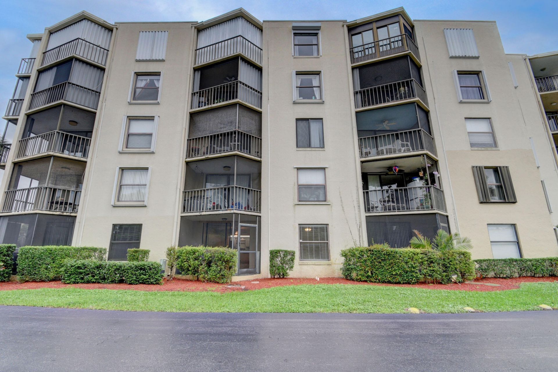 890 N Federal Highway, Unit 103, Lantana, FL 33462 Photo