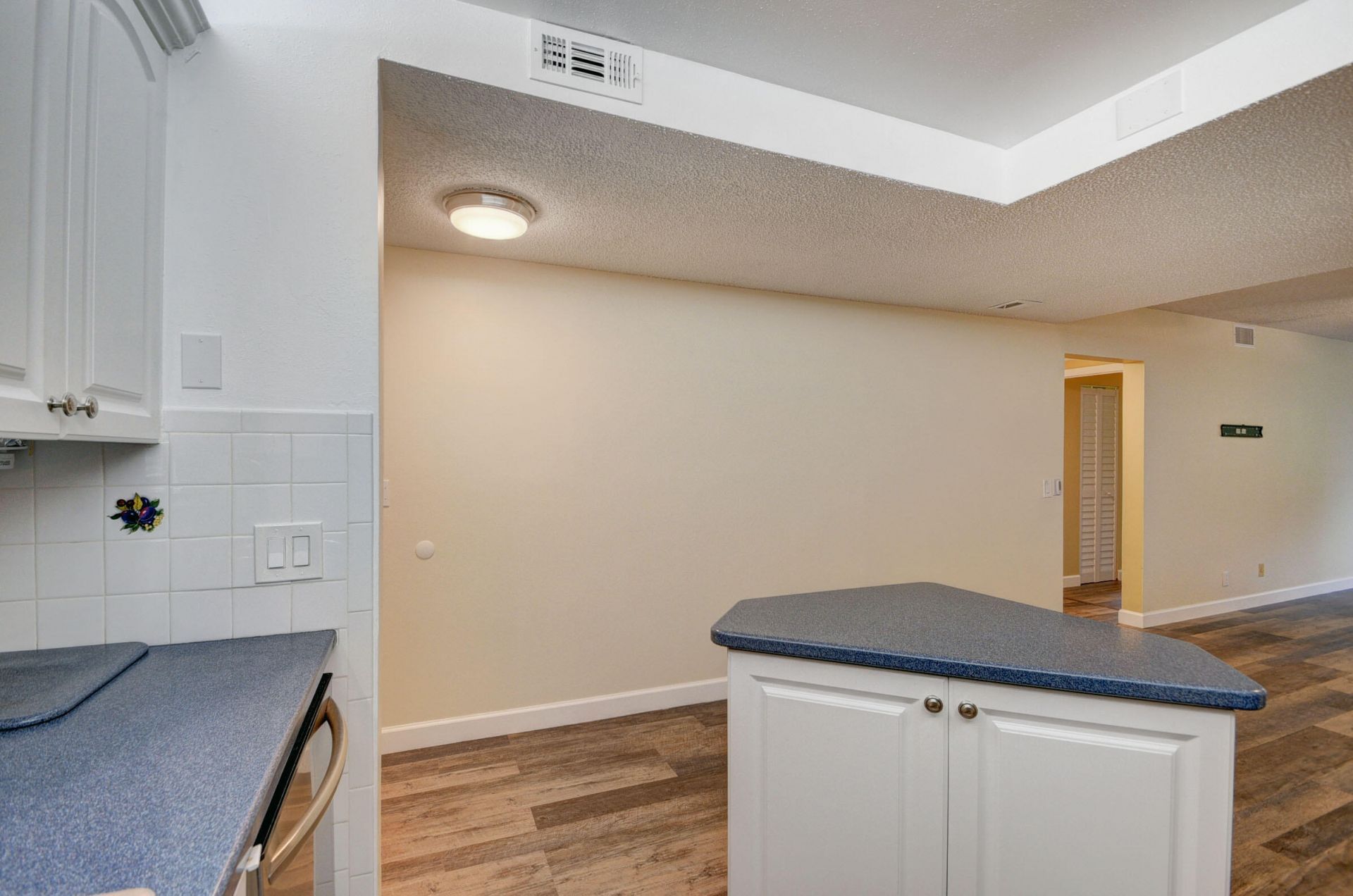 890 N Federal Highway, Unit 103, Lantana, FL 33462 Photo
