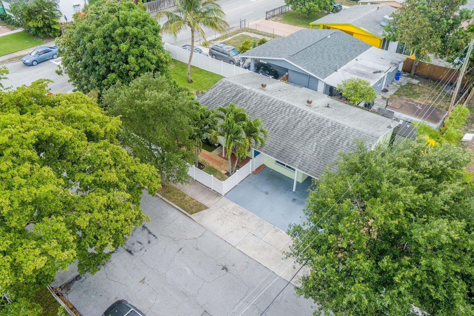 900 Sunset Road, West Palm Beach, FL 33401 Photo