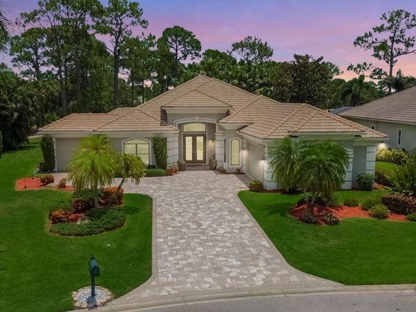 8060 Kiawah Trace, Port St. Lucie, FL 34986