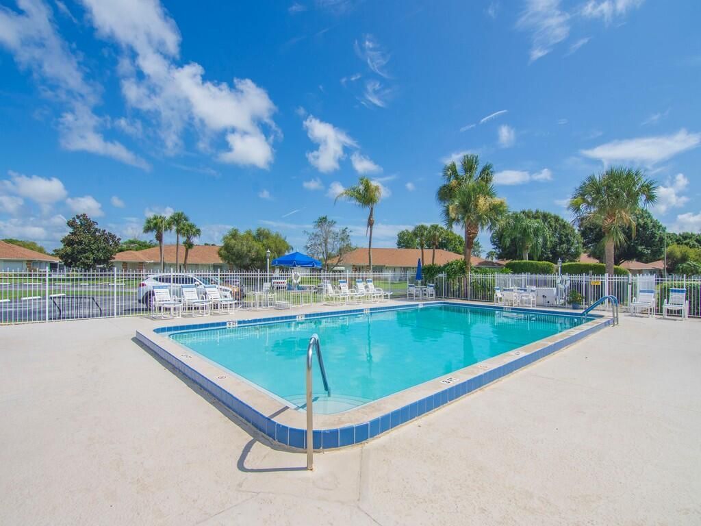 1212 S Lakes End Drive, Unit C, Fort Pierce, FL 34982 Photo