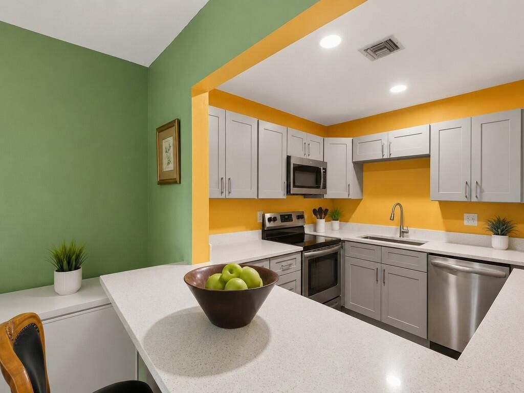 1212 S Lakes End Drive, Unit C, Fort Pierce, FL 34982 Photo