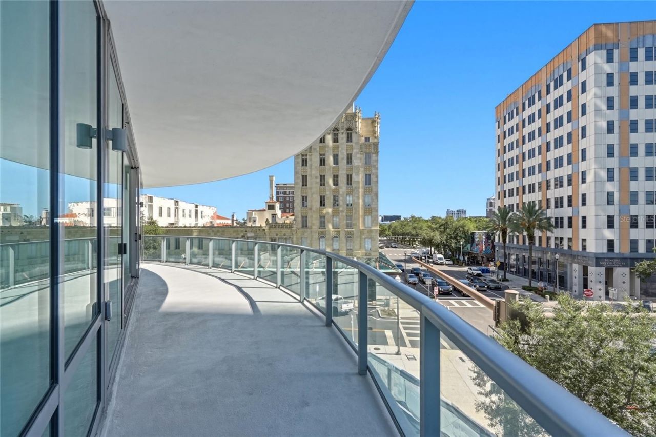 400 Central Avenue, Unit 407, Saint Petersburg, FL 33701 Photo