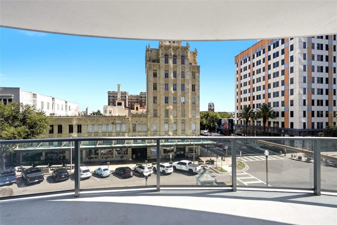 400 Central Avenue, Unit 407, Saint Petersburg, FL 33701 Photo