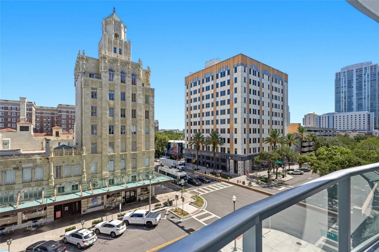 400 Central Avenue, Unit 407, Saint Petersburg, FL 33701 Photo