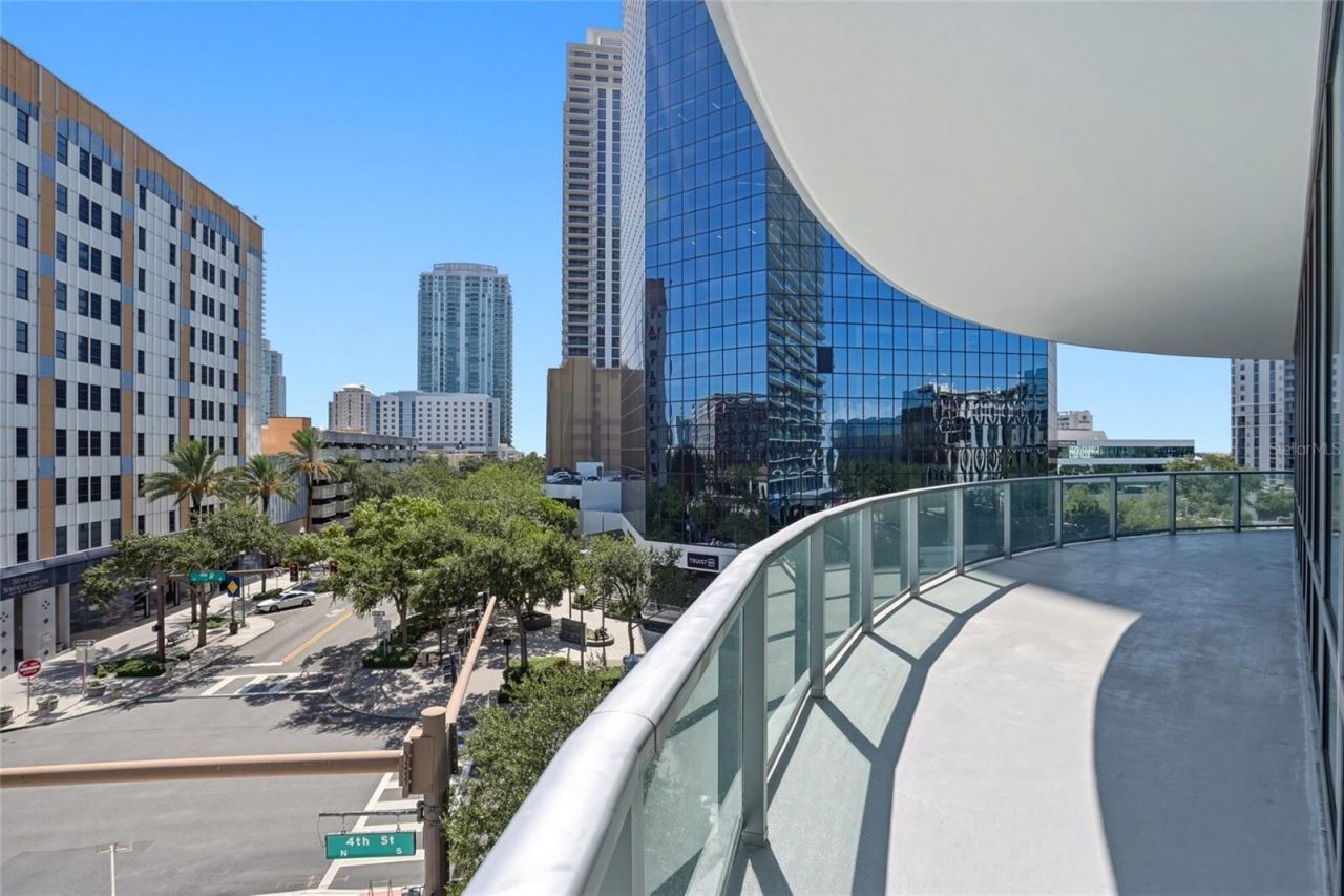 400 Central Avenue, Unit 407, Saint Petersburg, FL 33701 Photo