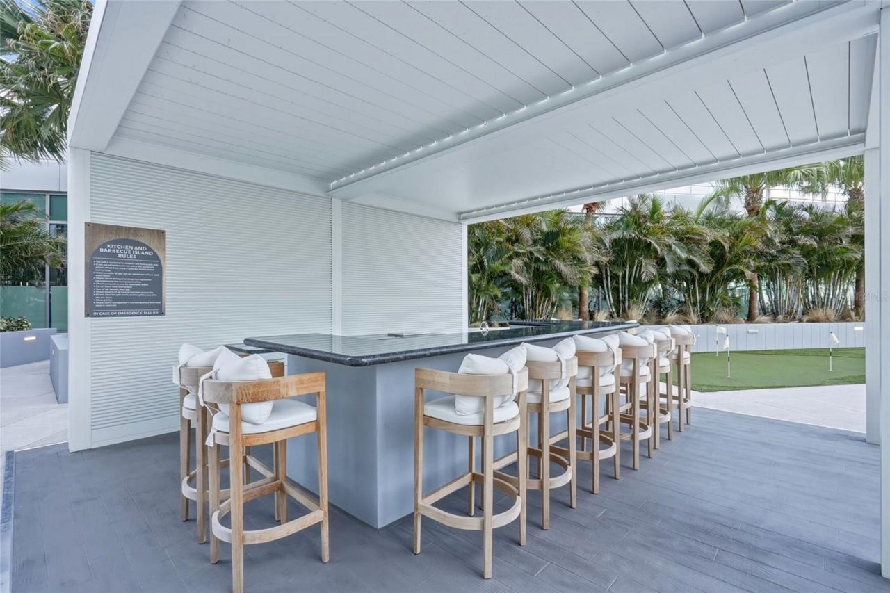 400 Central Avenue, Unit 407, Saint Petersburg, FL 33701 Photo