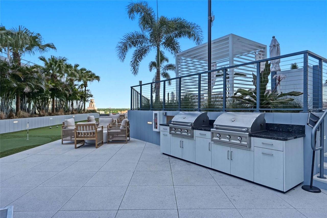 400 Central Avenue, Unit 407, Saint Petersburg, FL 33701 Photo