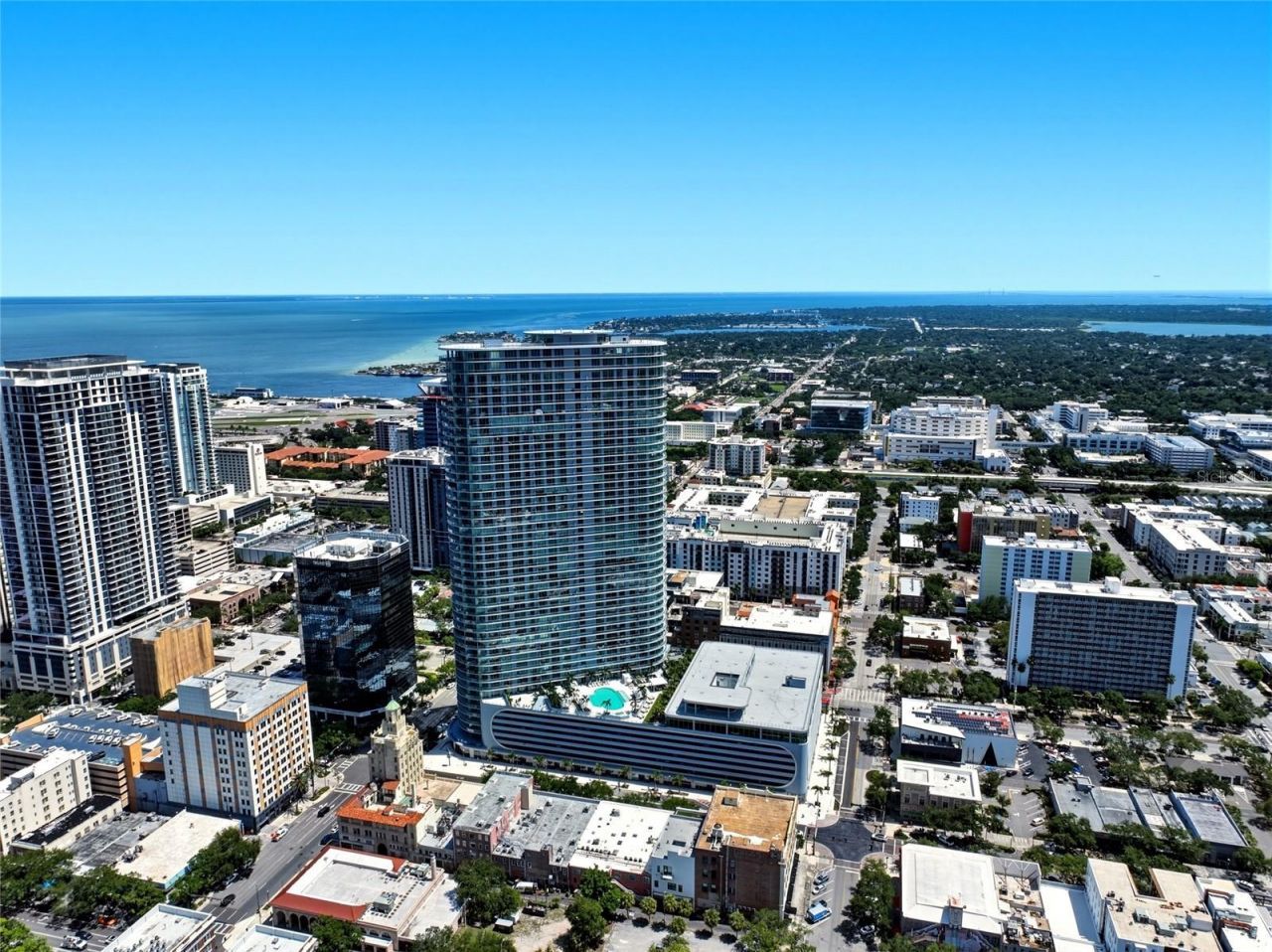 400 Central Avenue, Unit 407, Saint Petersburg, FL 33701 Photo