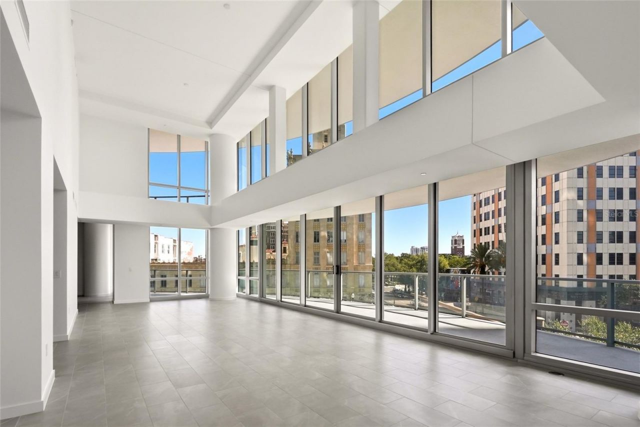 400 Central Avenue, Unit 407, Saint Petersburg, FL 33701 Photo