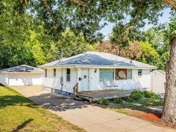 1950 SW 1st Street, Des Moines, IA 50315