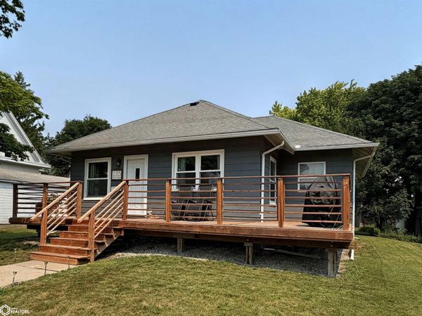 135 E C Street, Forest City, IA 50436