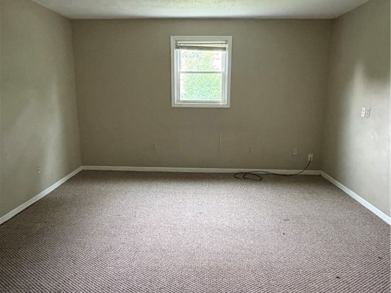 322 W Main Street , Canfield, OH 44406 Photo 10