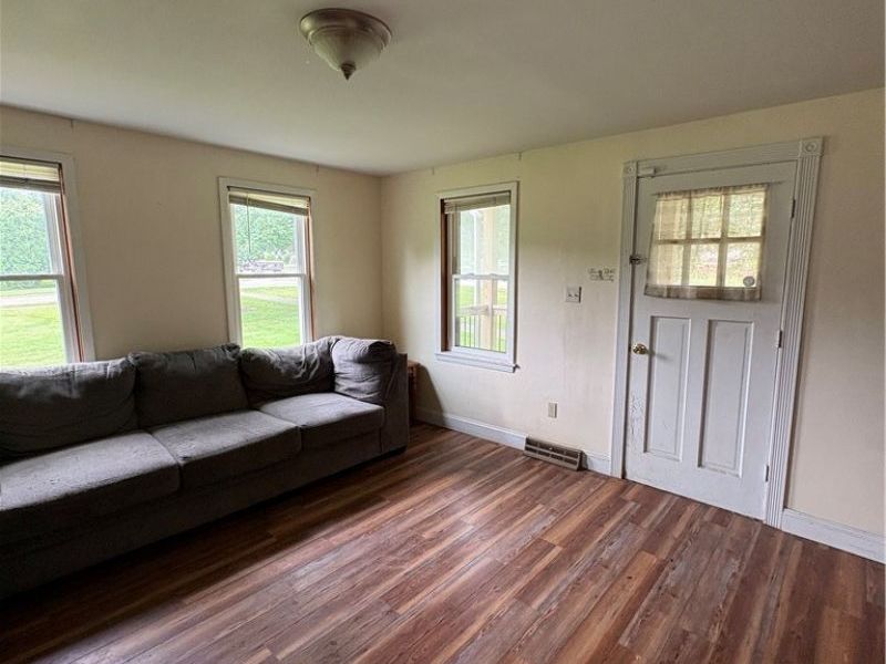 322 W Main Street , Canfield, OH 44406 Photo 7