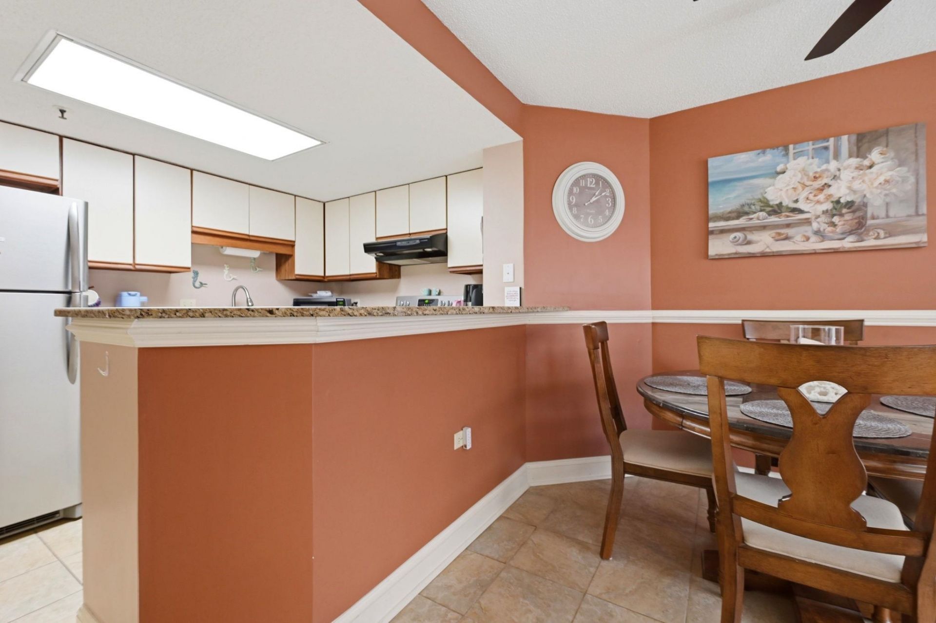 5511 N Ocean Blvd. Photo 8