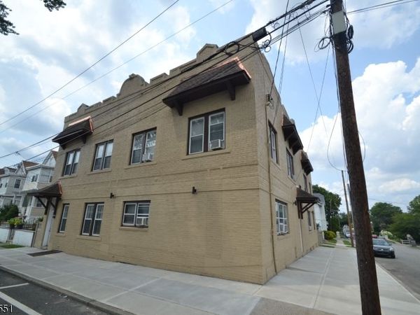 56 Hobart Pl, Clifton, NJ 07011