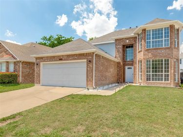 4713 Park Downs Drive, Fort Worth, TX 76137