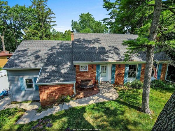 2859 ST ANN DRIVE, Green Bay, WI 54311
