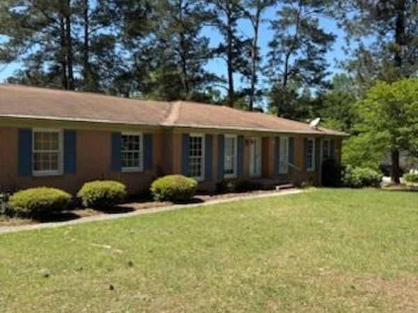 1102 Victoria Drive, Dublin, GA 31021