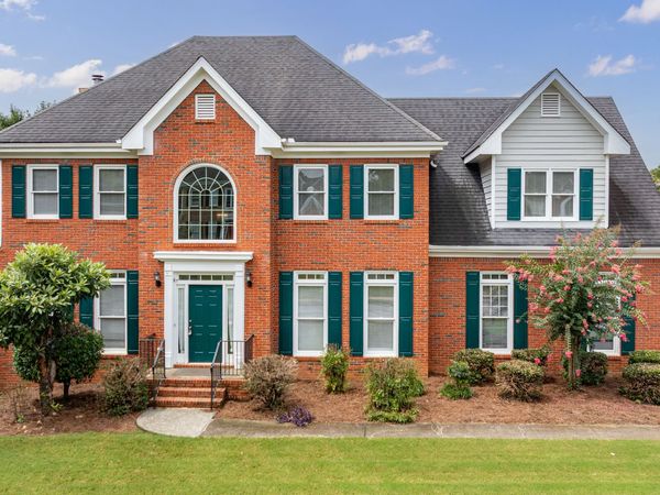 5795 Dovnick Drive, Lilburn, GA 30047