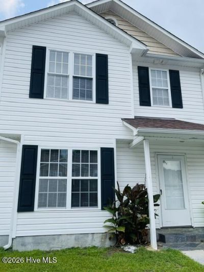 302 Comanche Trail, Havelock, NC 28532 Main Photo