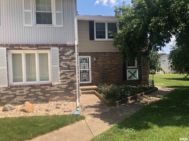 6701 N FAWNDALE Drive, Peoria, IL 61615