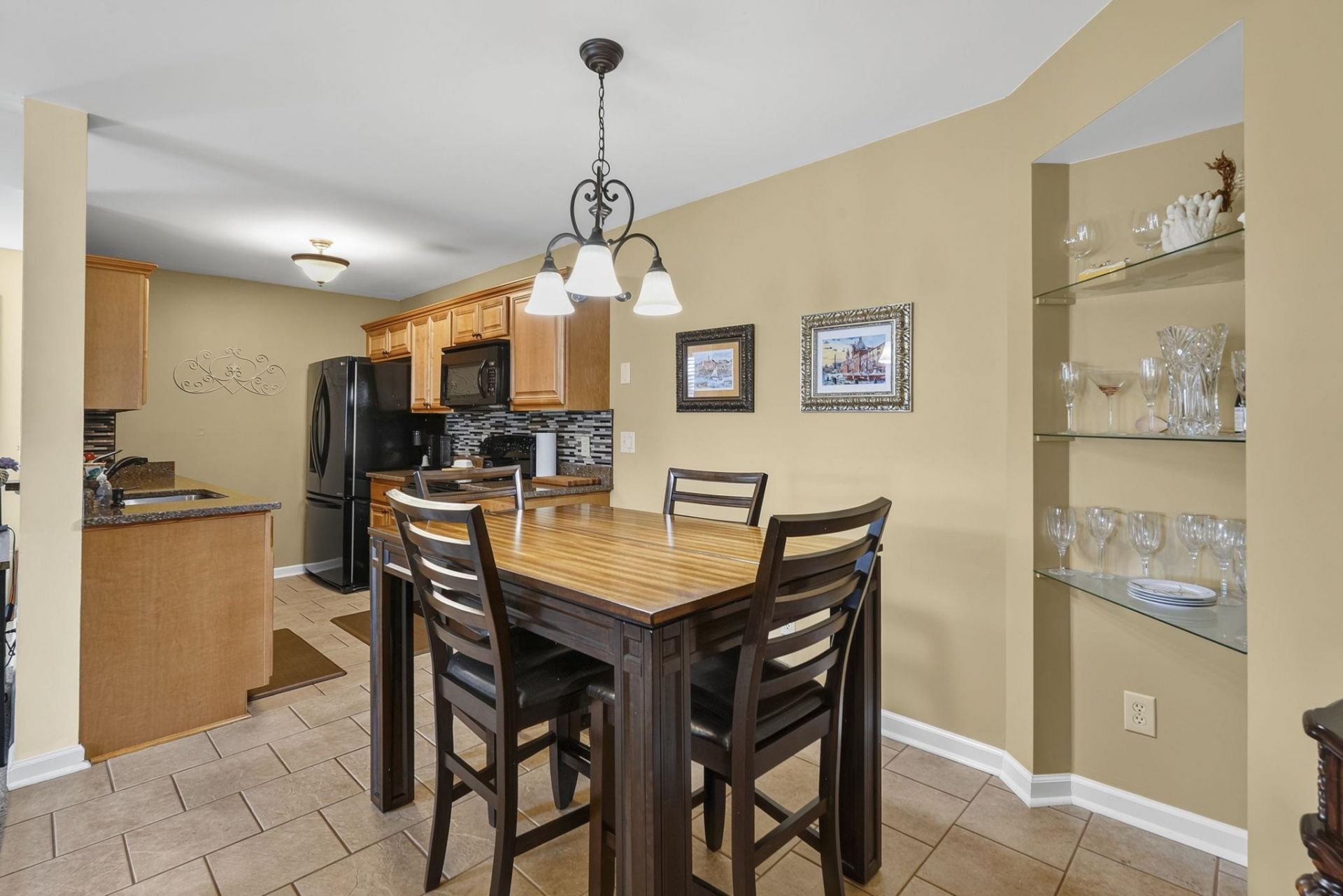 2225 Clearwater Dr. Photo 14