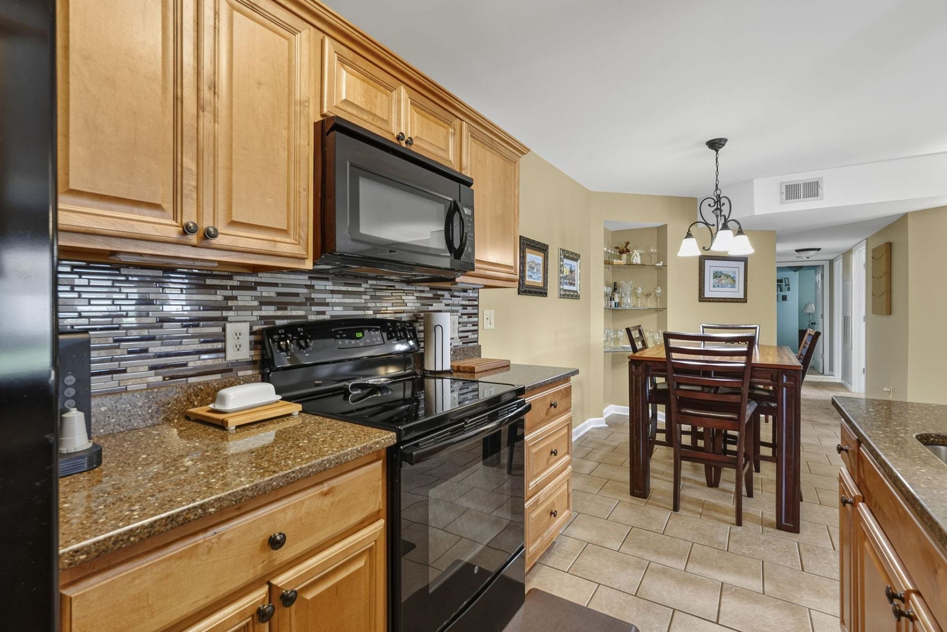 2225 Clearwater Dr. Photo 19
