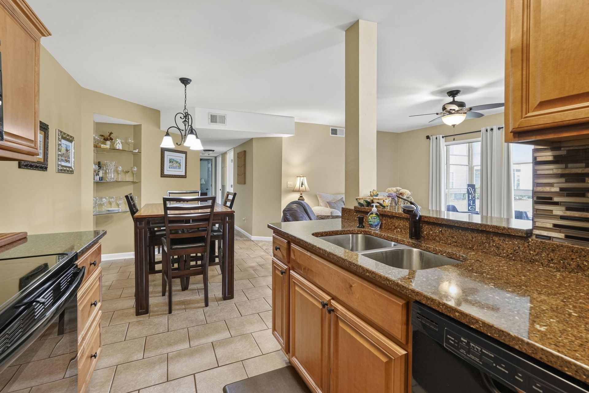 2225 Clearwater Dr. Photo 20