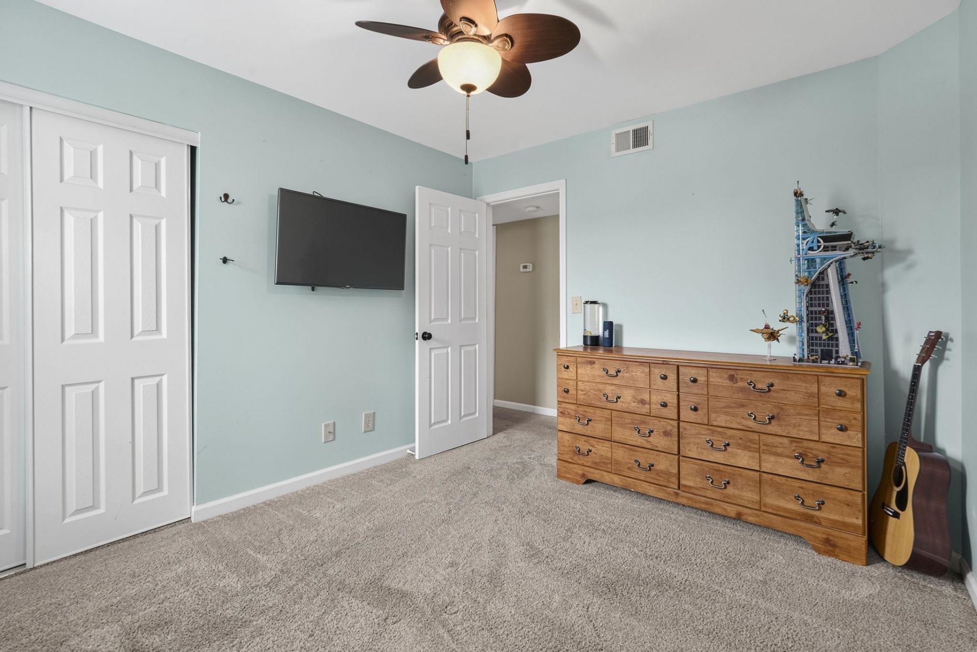 2225 Clearwater Dr. Photo 25